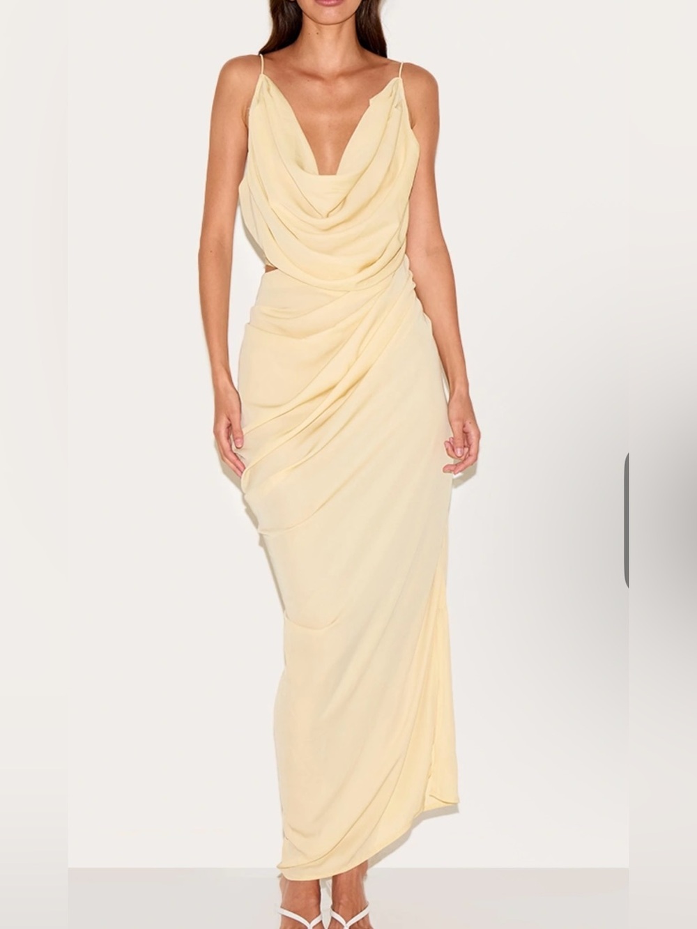 PrettyLittleThing BUTTER YELLOW ABSTRACT CHIFFON DRAPE CUT OUT MIDAX!
DRESS Sz 4
